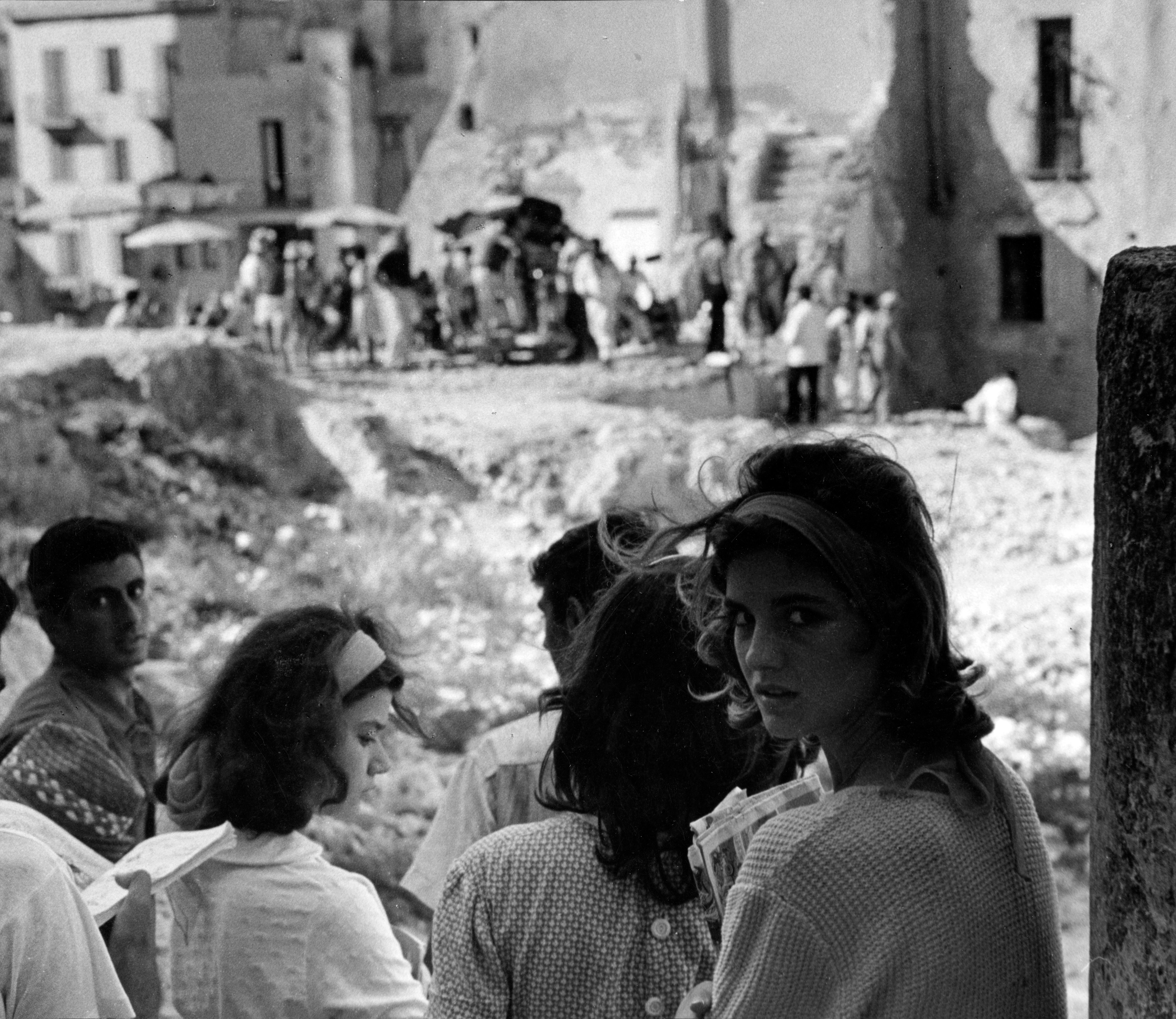 Gaeta (LT), set del film di Nanni Loy "Le Quattro Giornate di Napoli", 1962. Foto di Giuseppe Loy